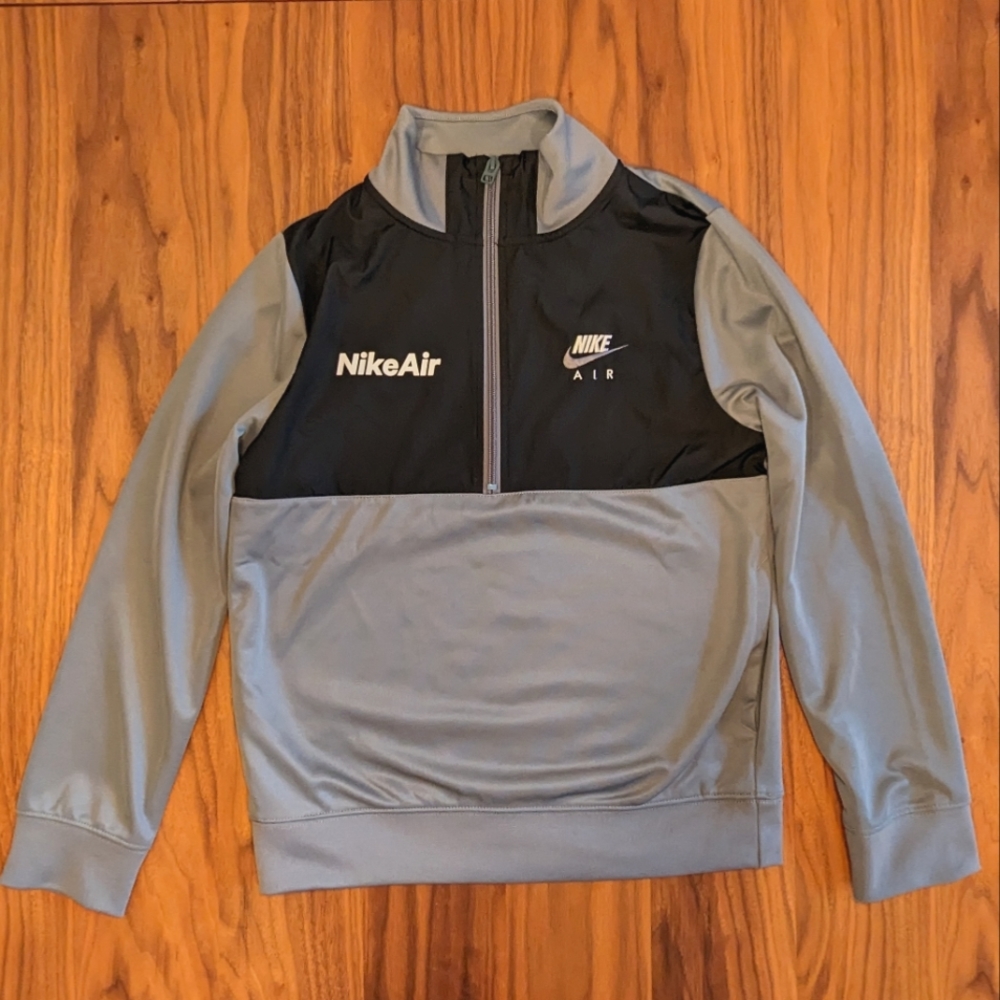Nike air kids zip sweater size L , grey and bkack